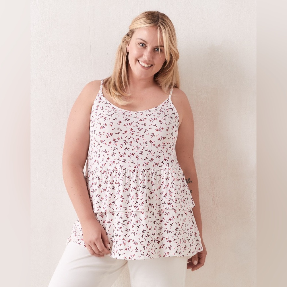 Pennington’s Tank Top Floral Patterned